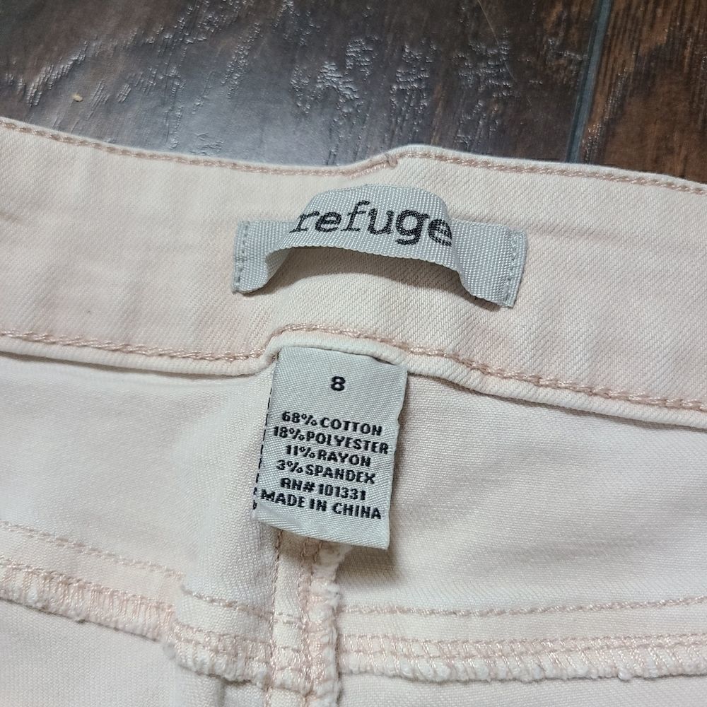 Refuge Distressed Jeans - Picture 4 of 8
